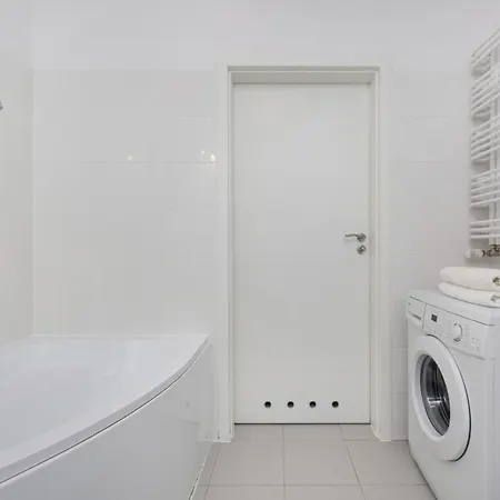 Modern With Balcony In By Renters * Wroclaw