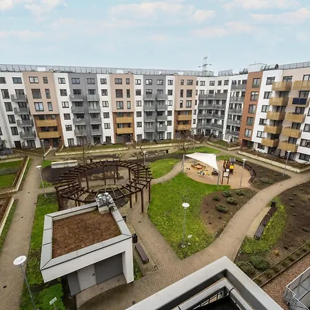 Appartement Modern With Balcony In By Renters